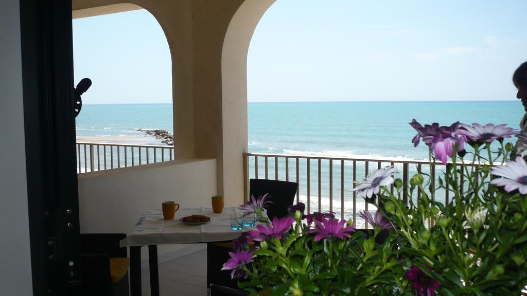 Casa Sul Mare Con Vista Mozzafiato Apartment Donnalucata  Exterior photo