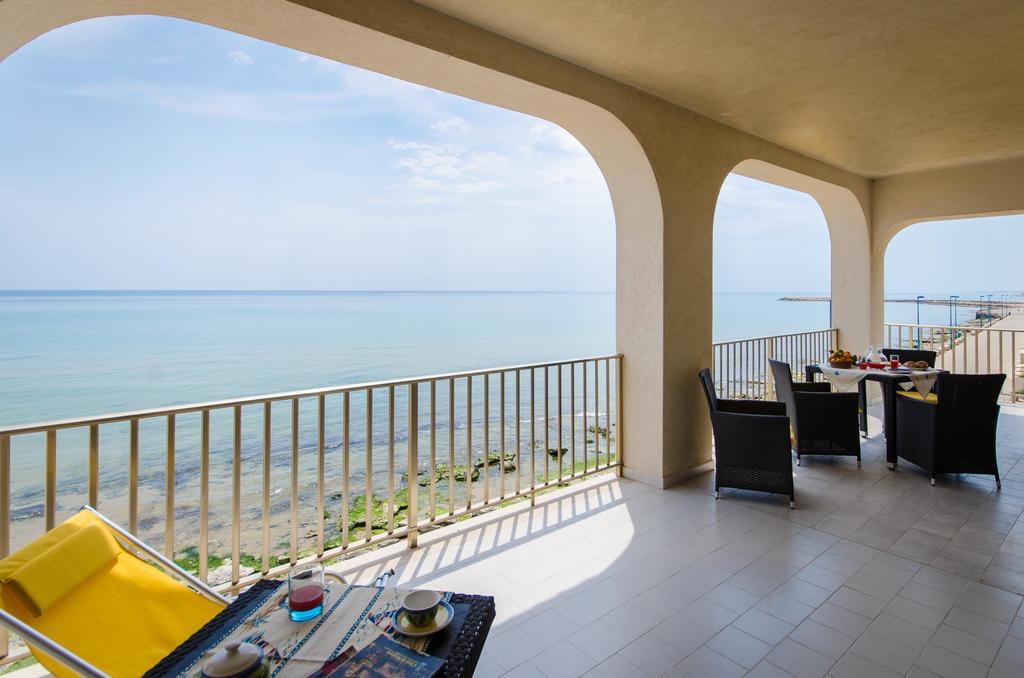 Casa Sul Mare Con Vista Mozzafiato Apartment Donnalucata  Exterior photo